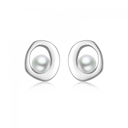 Pearl earrings in 925 sterling silver