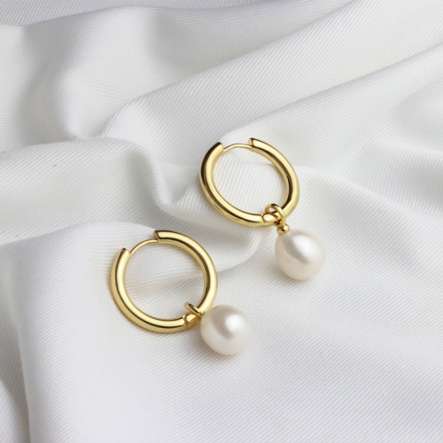 Pearl earrings
